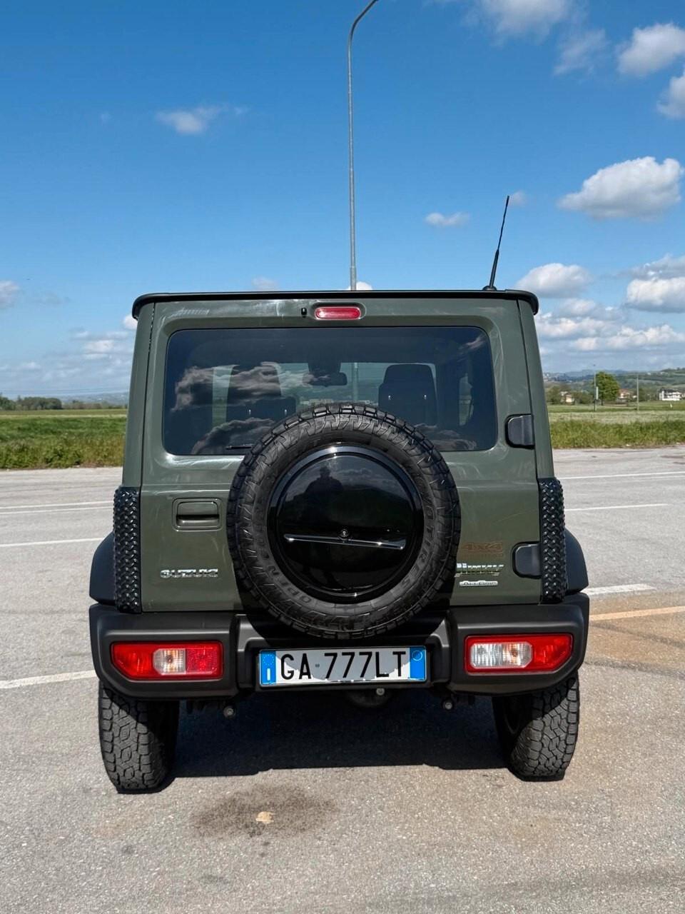 Suzuki Jimny 1.5 5MT Top 4 POSTI