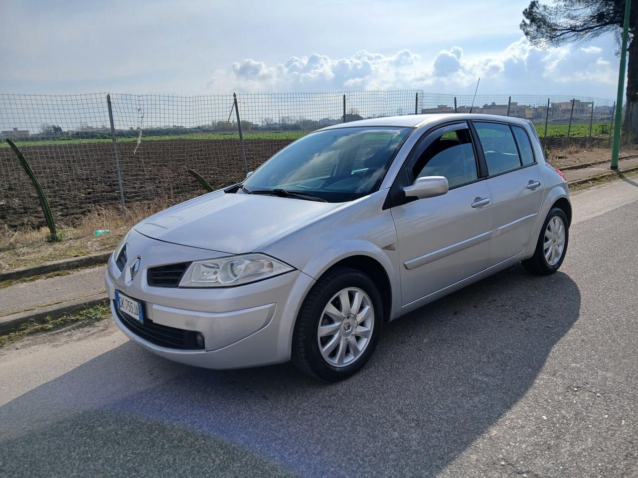 Renault Megane 1.5 dCi/105CV 5 porte 1 proprietari