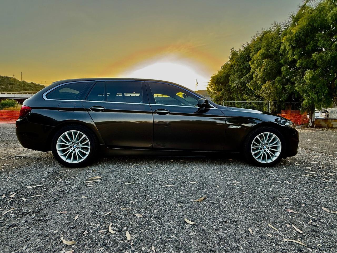 BMW 530d xDRIVE 258CV TOURING LUXURY