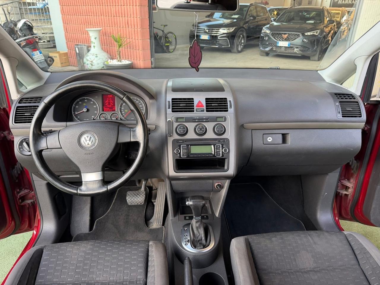 Volkswagen Touran 1.4 16V TSI 150CV DSG LEGGERE LA DESCRIZIONE!