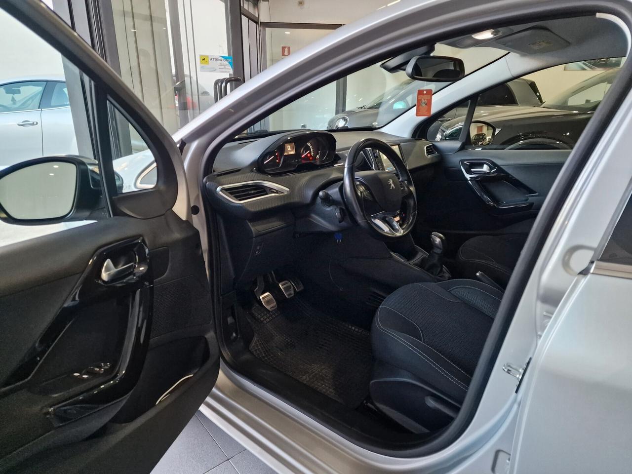 Peugeot 208 BlueHDi 75cv 5 porte Allure