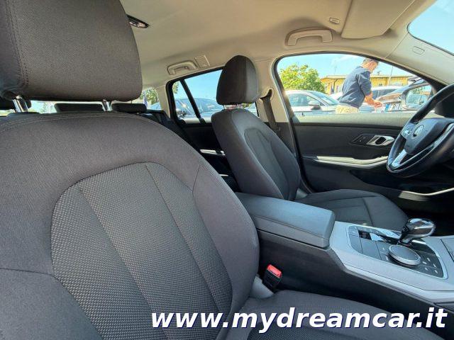 BMW 320 d Touring Business Advantage