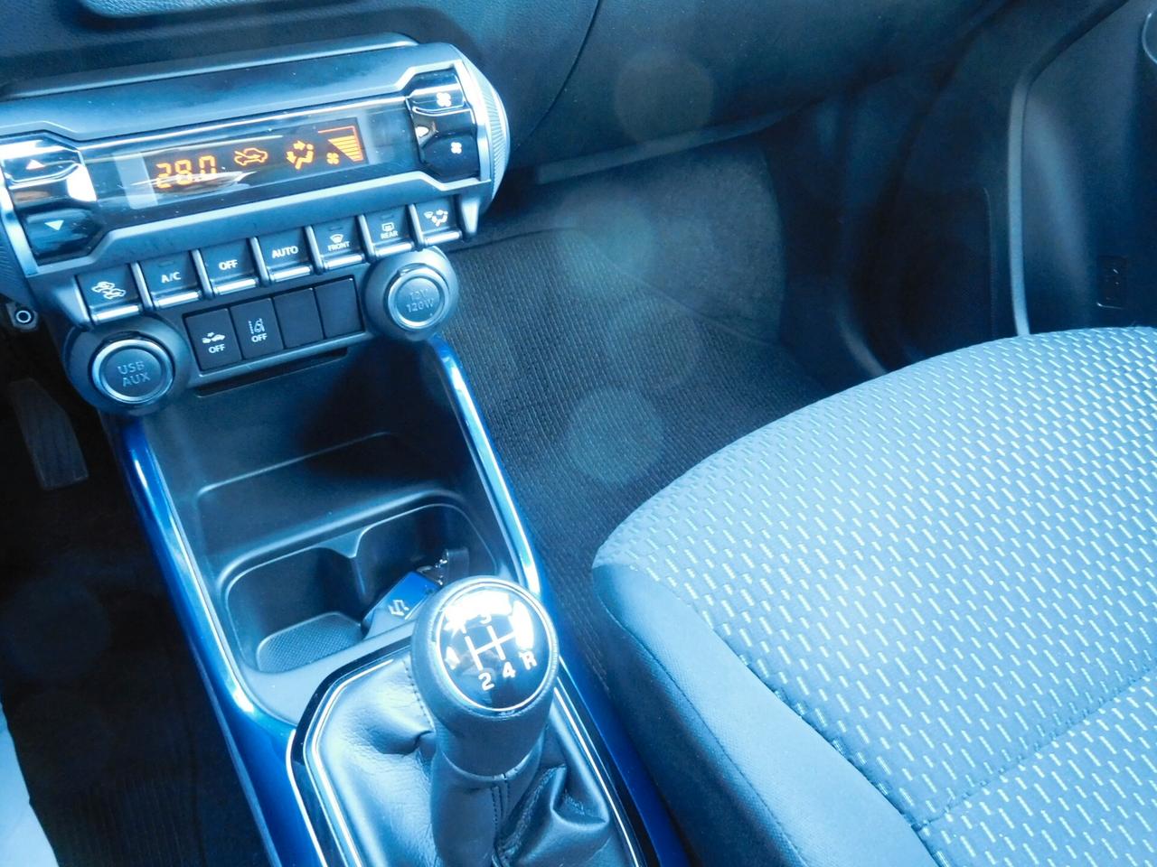 Suzuki Ignis 1.2 Hybrid Top