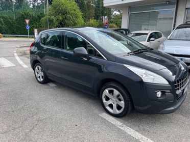 Peugeot 3008 1.6 HDi 110CV cambio robotizzato Premium