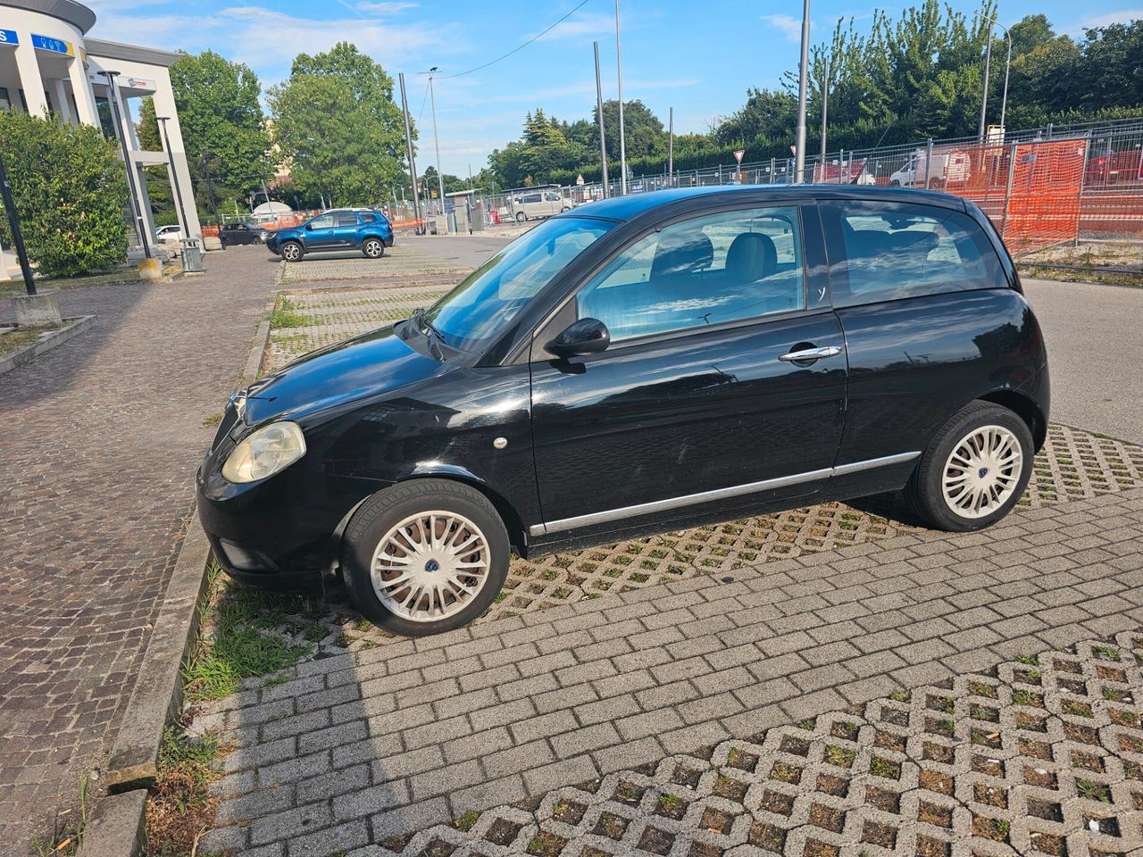Lancia Ypsilon 1.2 Argento