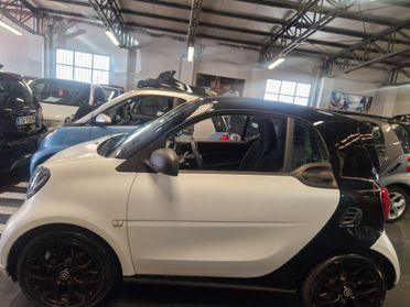 Smart 18th White matt solo 65000km full garanzia full led