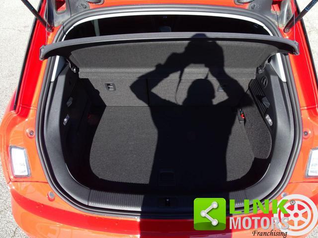 AUDI A1 SPB 1.0 TFSI ultra s line s tronic *UNIPRO*