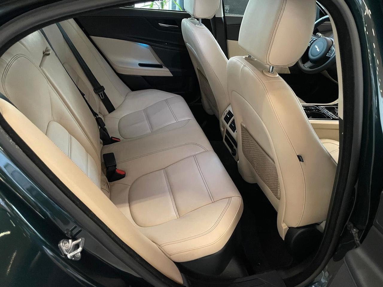 Jaguar XF 2.0 D E-Performance aut. Prestige