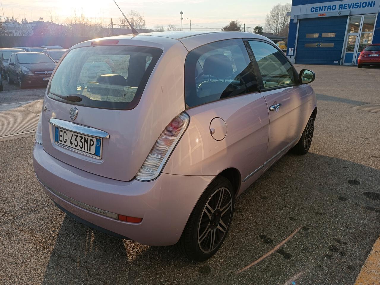 Lancia Ypsilon 1.2 69 CV Elle