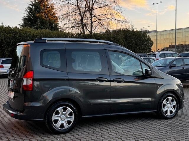 Ford Tourneo Courier Tourneo Courier 1.5 TDCI 75 CV Sport