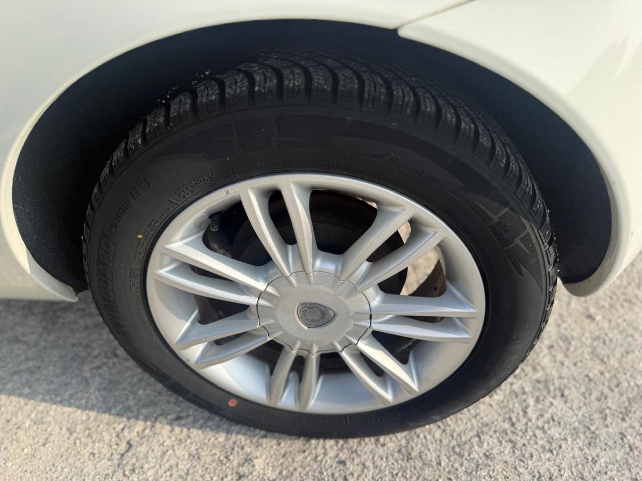 Ypsilon Restayling ecochic 1.4 Benzina GPL neopatentati