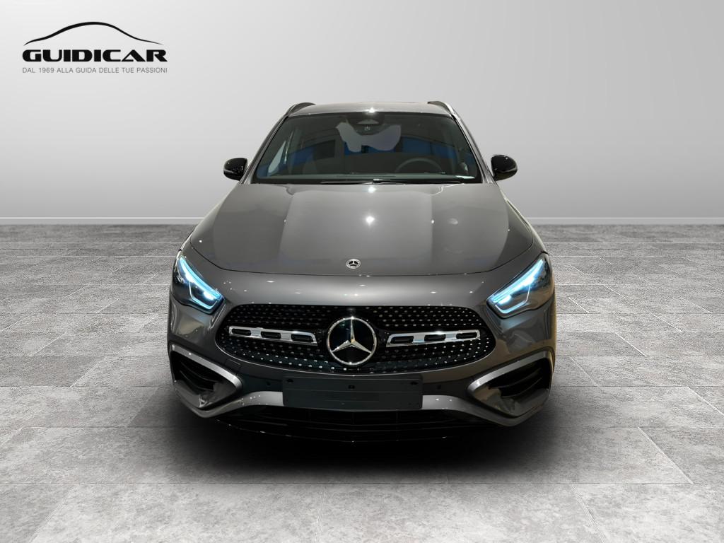 Mercedes-Benz GLA 200 d Automatic 4MATIC