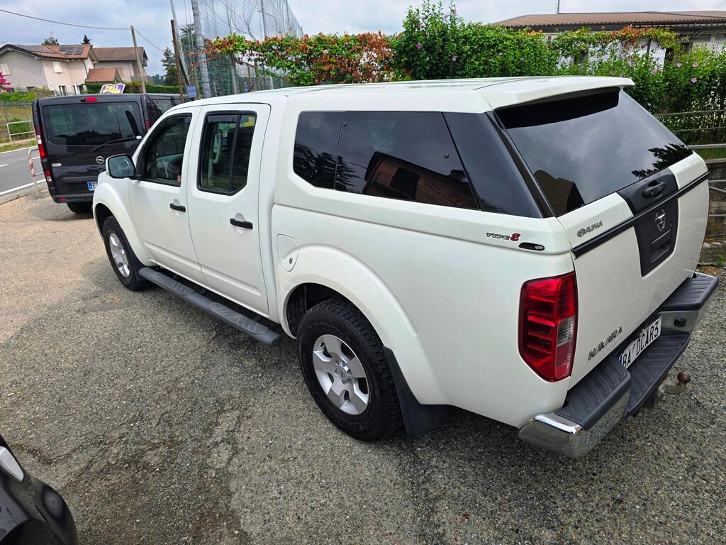 Nissan Navara 2.5 dCi 190CV 4 porte Double Cab LE
