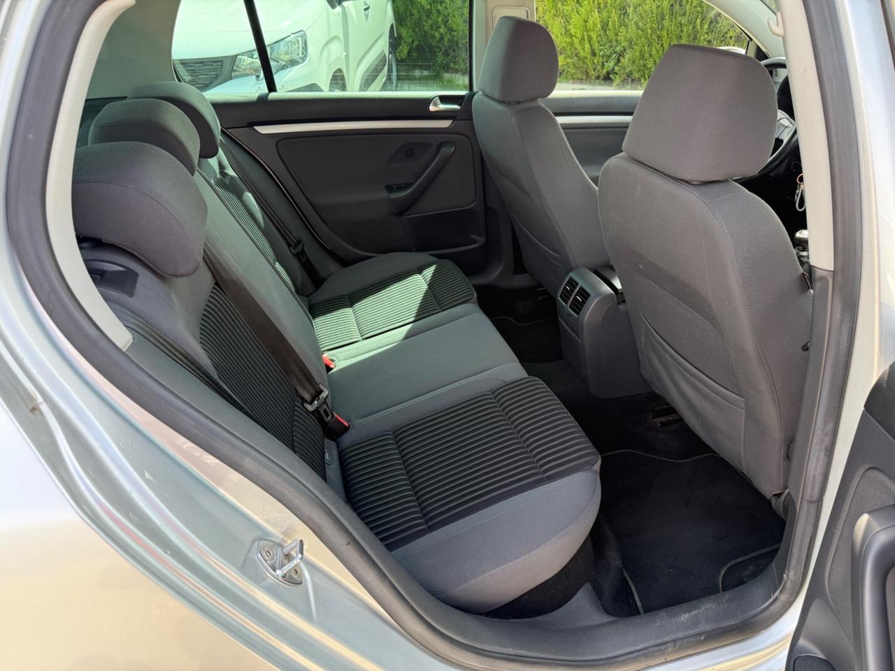 Volkswagen Golf 2.0 TDI DPF 4mot. 5p. GT Sport