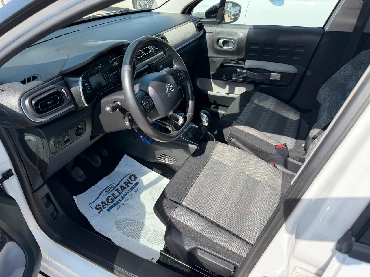 Citroen C3 PureTech 82 Shine