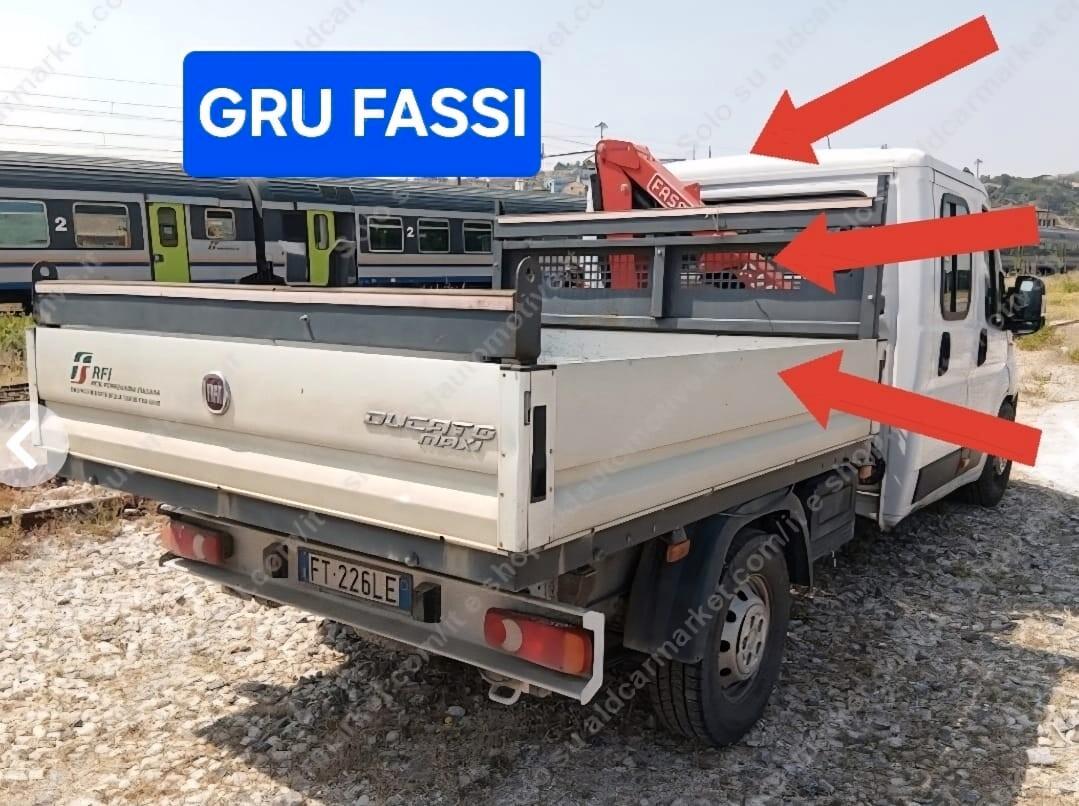 FIAT DUCATO MAXI 2.3 CASSONE 7 POSTI CON GRU