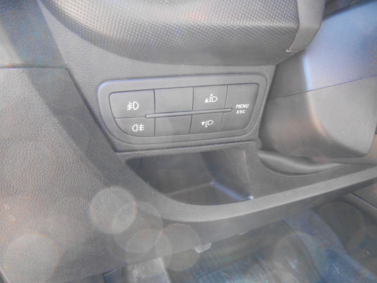 Ford Fiesta 1.4 5 porte Bz.- GPL Titanium ok Neopatentati
