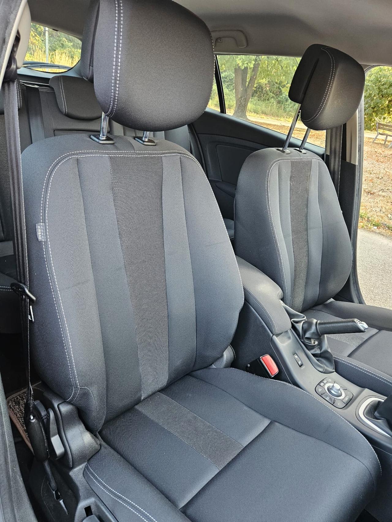 Renault Megane GT LINE station wagon