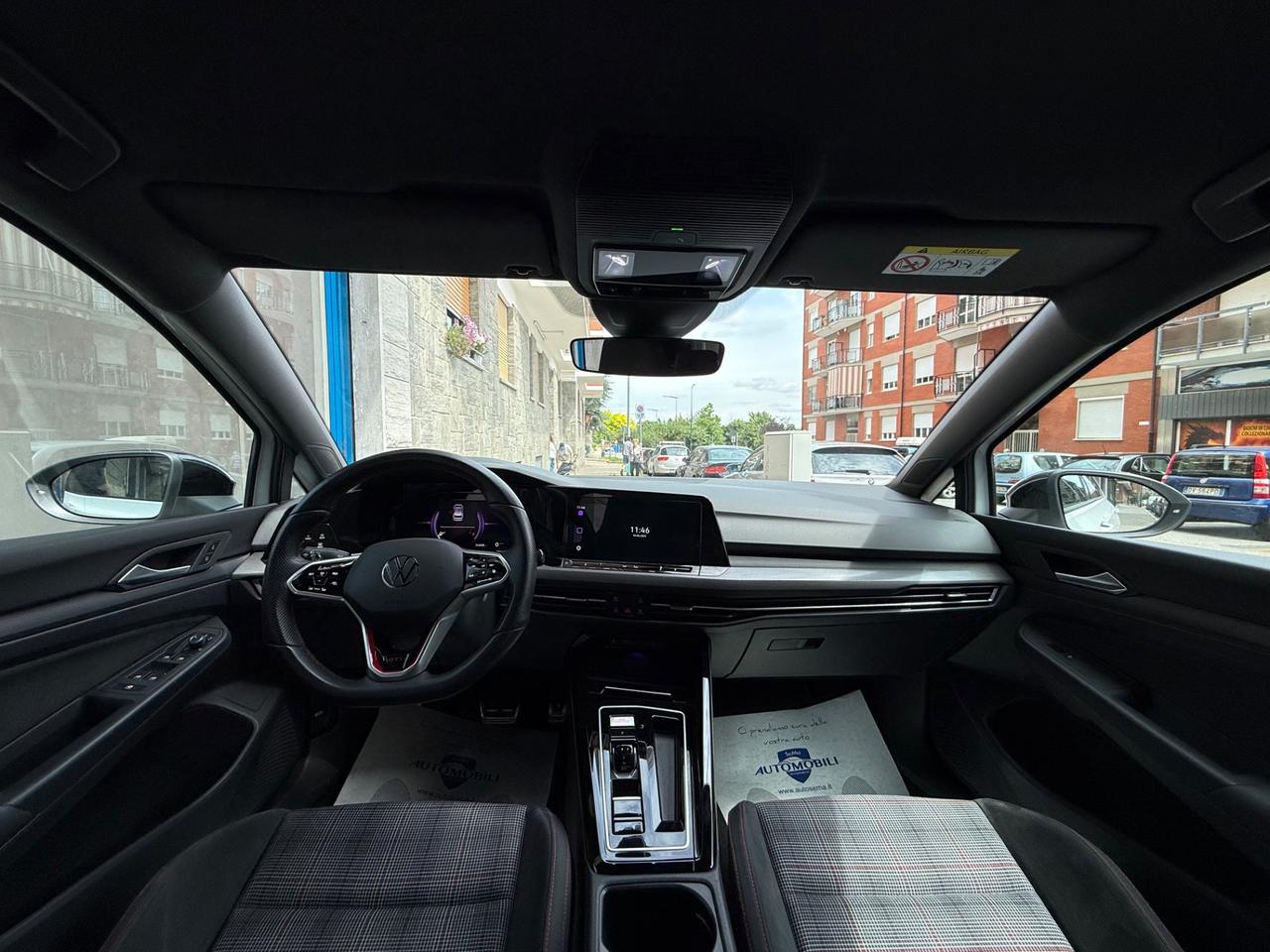 Volkswagen Golf GTI 2.0 TSI DSG PERFORMANCE