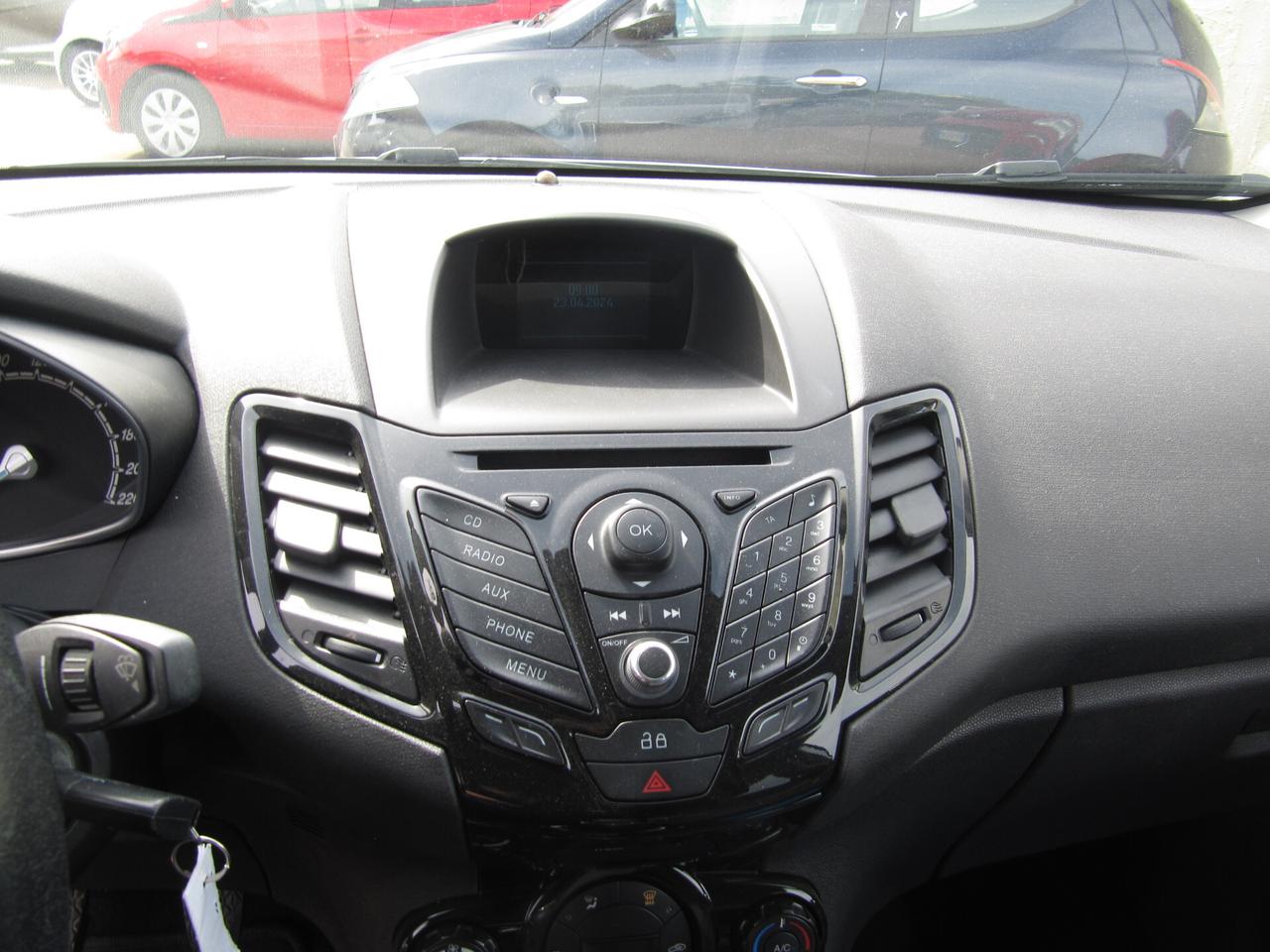 Ford Fiesta 1.5 TDCi 75CV - 2013