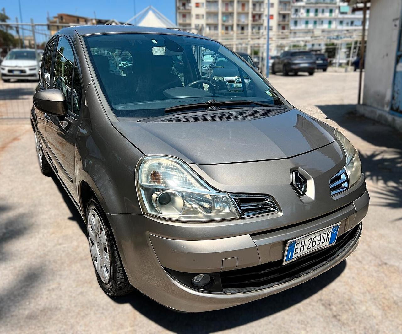 RENAULT MODUS 1.2 16V NighteDay - 2011