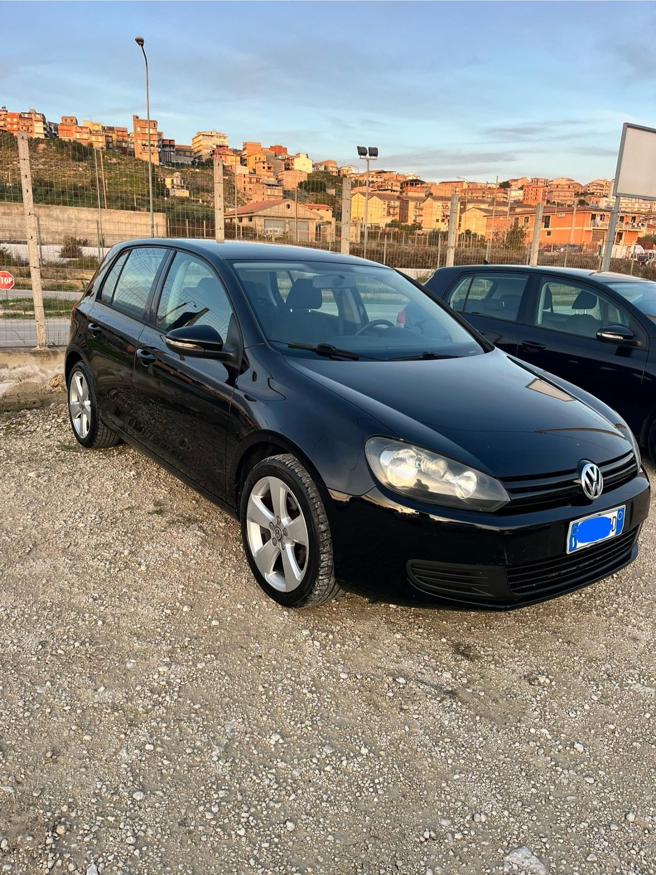 Volkswagen Golf 1.6 TDI 5p. Anno 2012