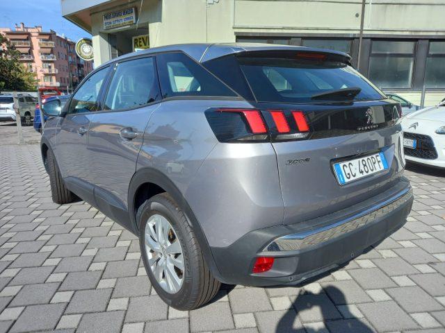 PEUGEOT 3008 BlueHDi 130 S&S EAT8 Business