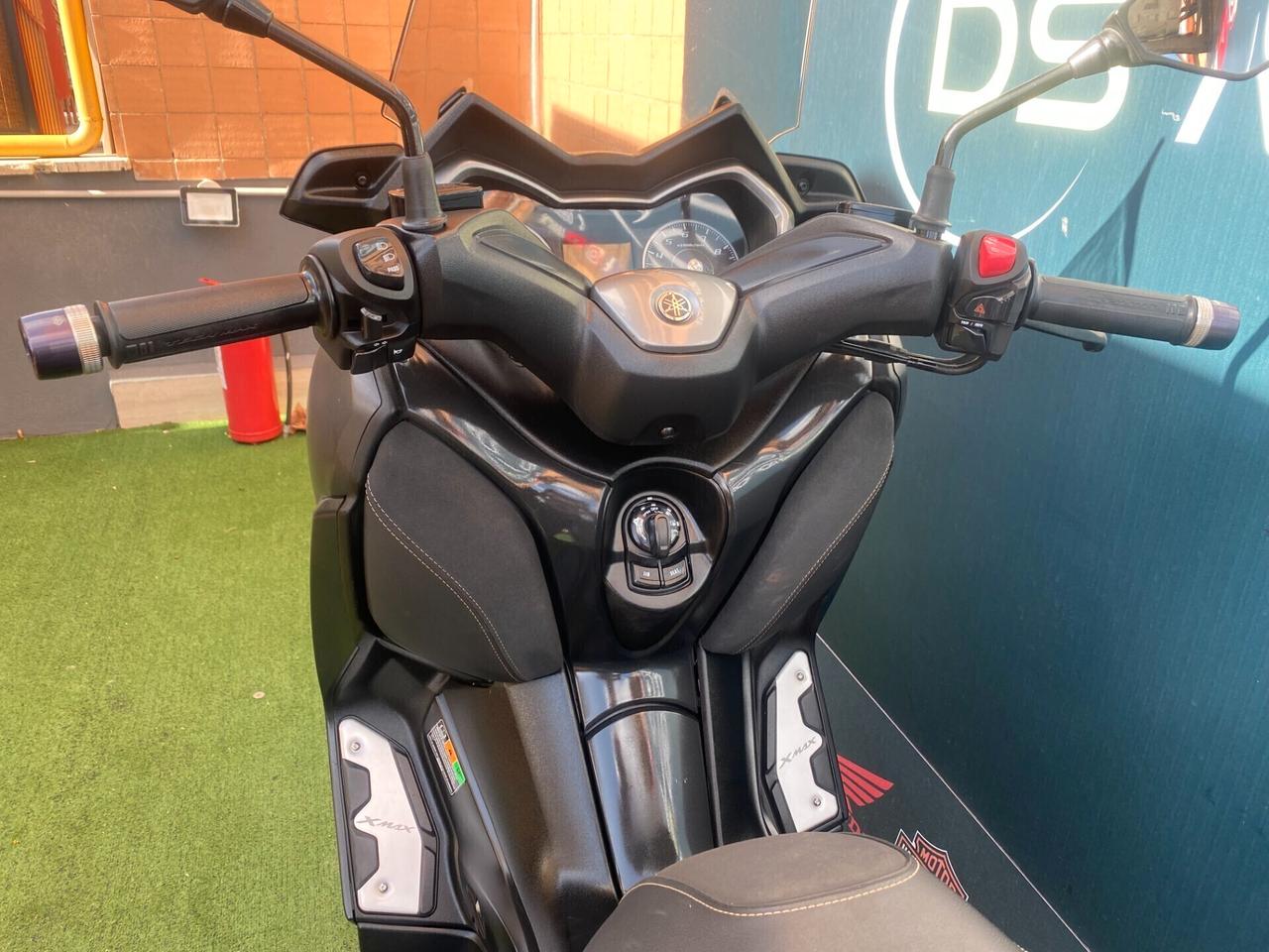 Yamaha X-Max 300 Abs