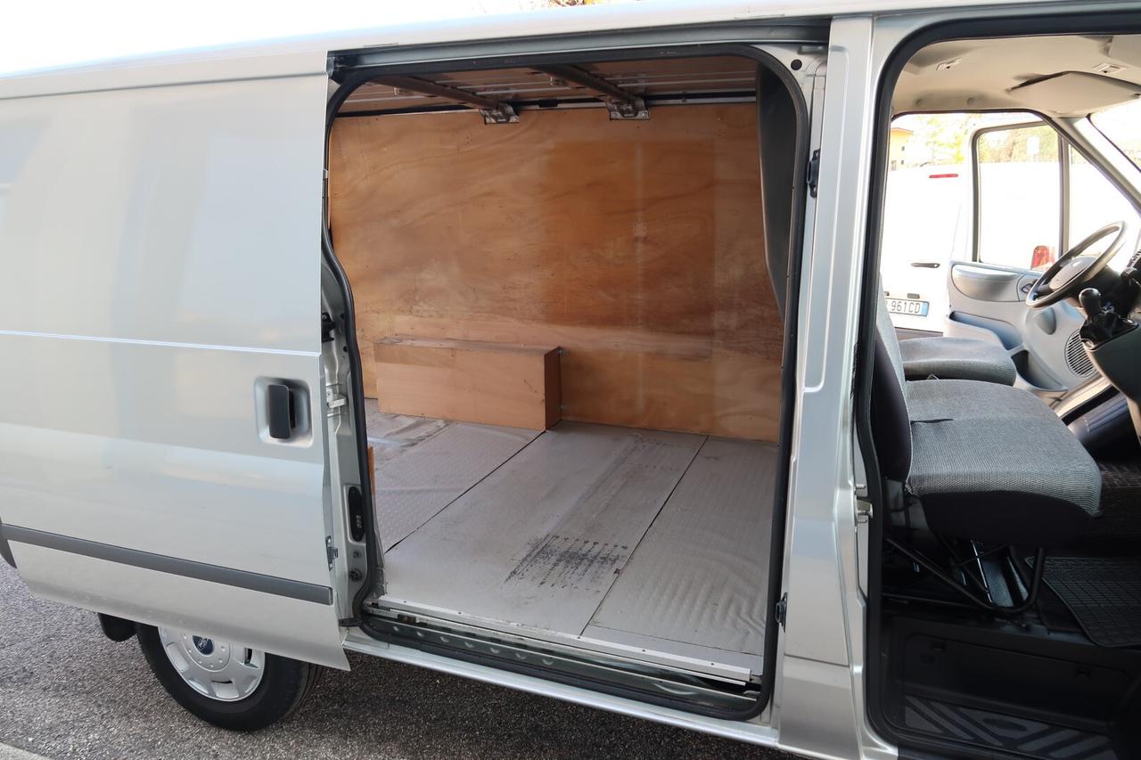 Ford Transit 300S 2.2 TDCi 110 PC-TN Furgone