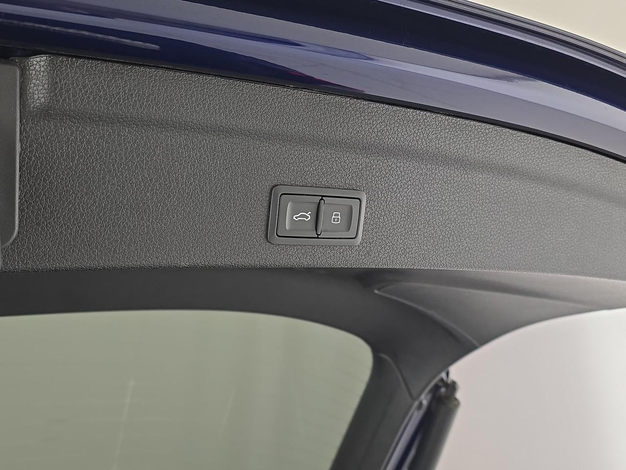 Audi Q3 sportback 35 2.0 tdi s line edition s-tronic