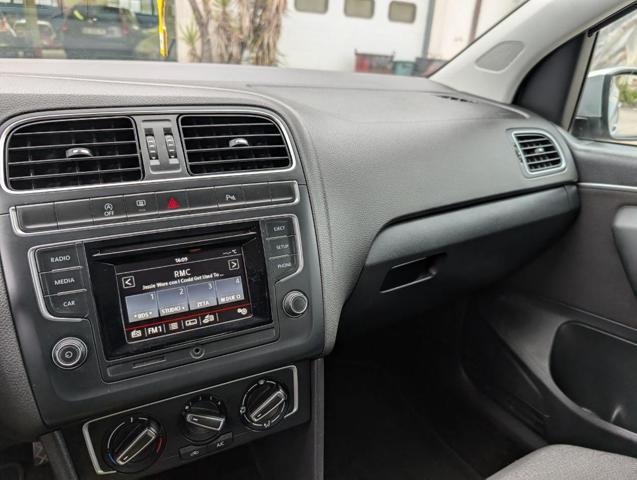 Volkswagen Polo 1.4 Tdi 5 P. Neopatentati Diesel Euro 6 Comfortline 75cv