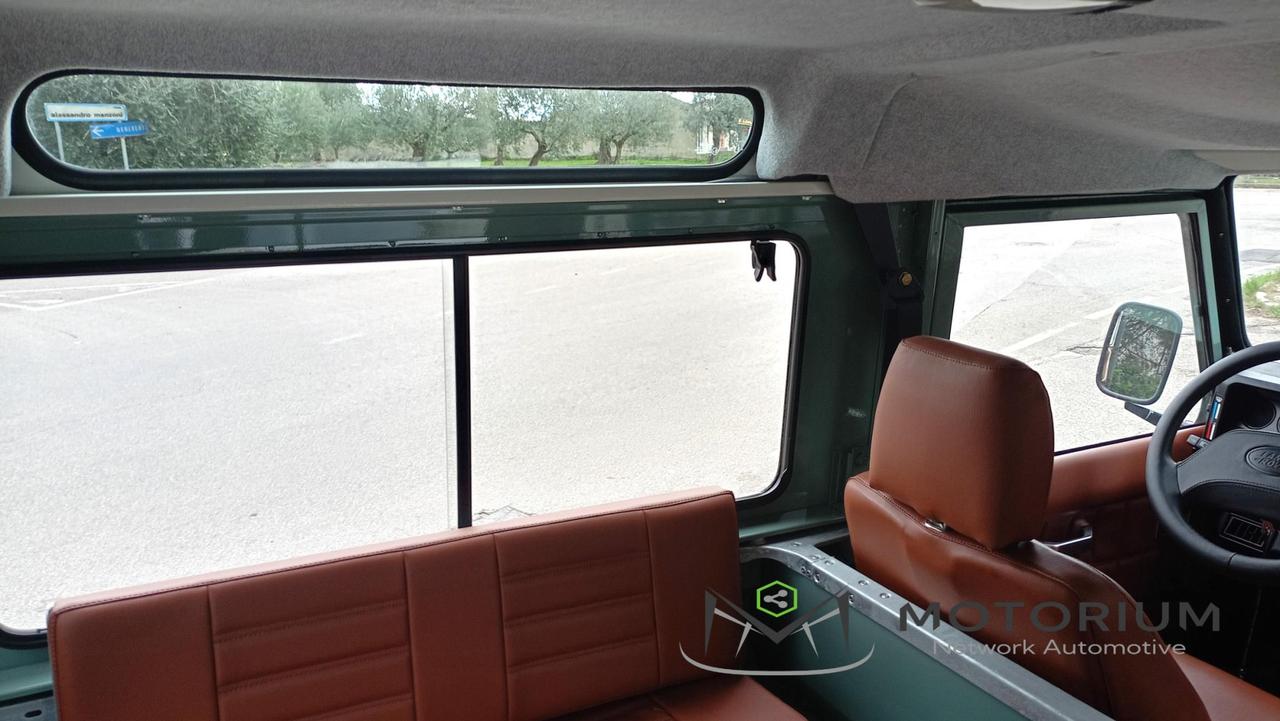 Land Rover Defender 90 2.5 Tdi 300 Heritage Style (ASI)