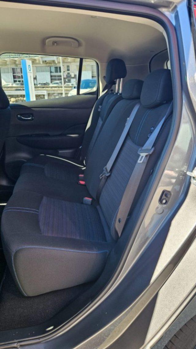 NISSAN Leaf N-Connecta 40 kWh