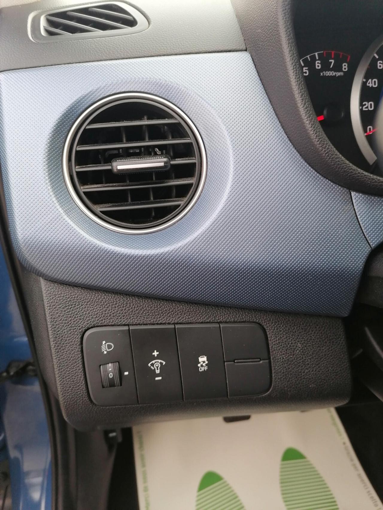 Hyundai i10 1.2 benzina Sound Edition 2016