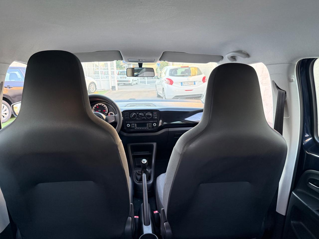 Volkswagen up! 1.0benzina - 2013