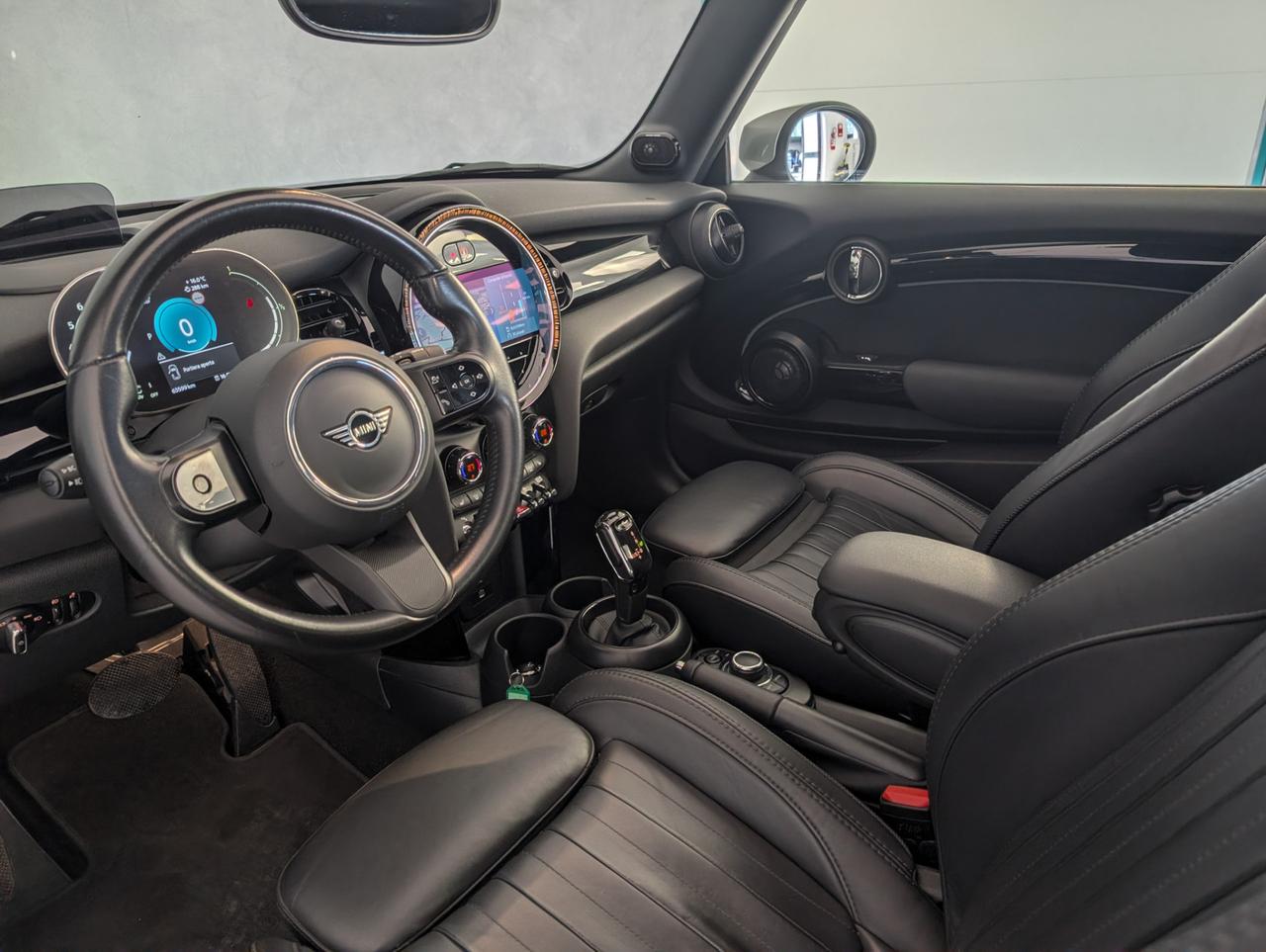 Mini Cooper Cabrio 1.5 Cooper Premium Plus