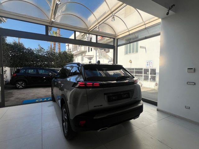 PEUGEOT 2008 Hybrid 145 e-DCS6 GT tua da ?299,00 mensili