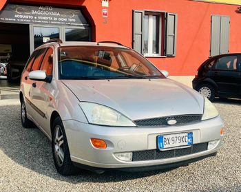 Ford Focus 1.8 TDDi cat SW Zetec