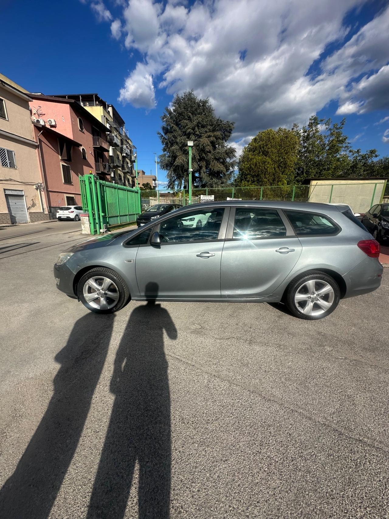 Opel Astra 1.4 100CV Sports Tourer Cosmo
