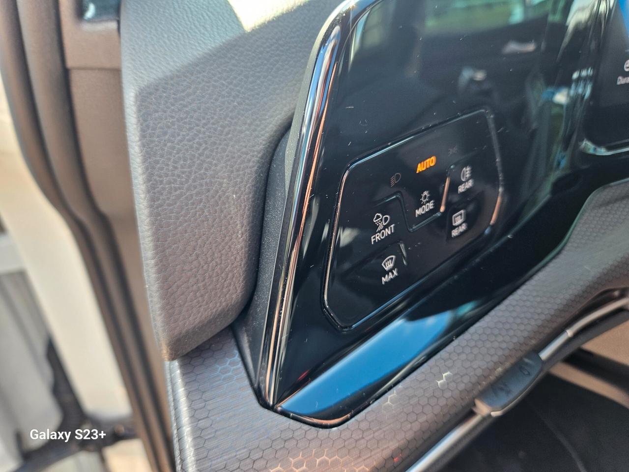 Volkswagen Golf GTE HYBRID elettrica/benzina
