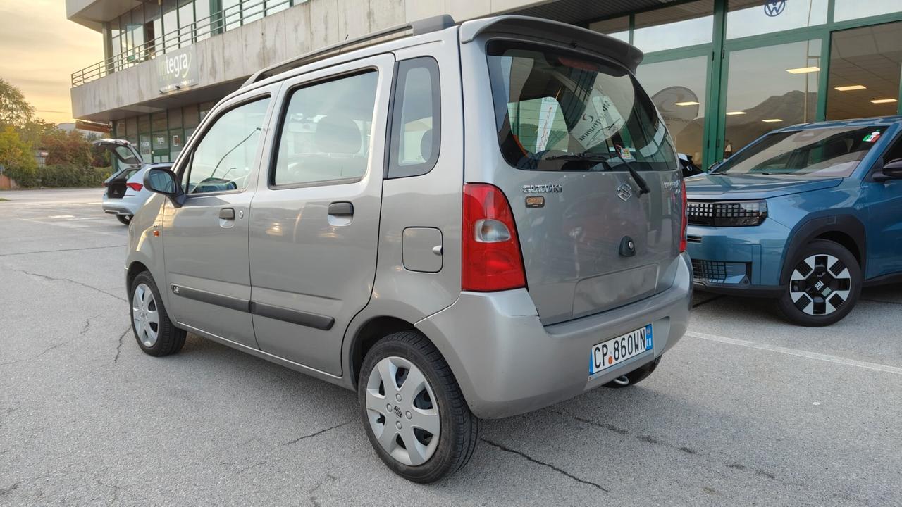 Suzuki Wagon R+ 1.3i VVT 16V cat 4x4 GL
