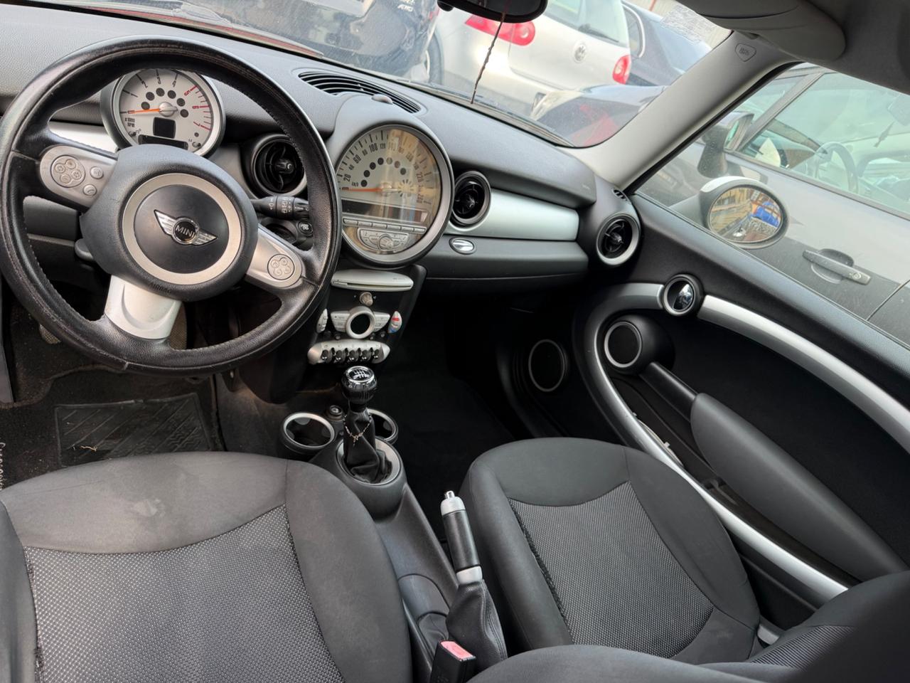 Mini 1.6 16V Cooper D