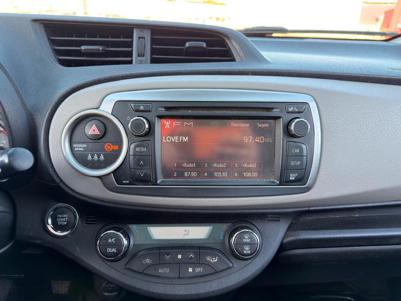 Toyota Yaris 1.4 D-4D 5 porte Lounge