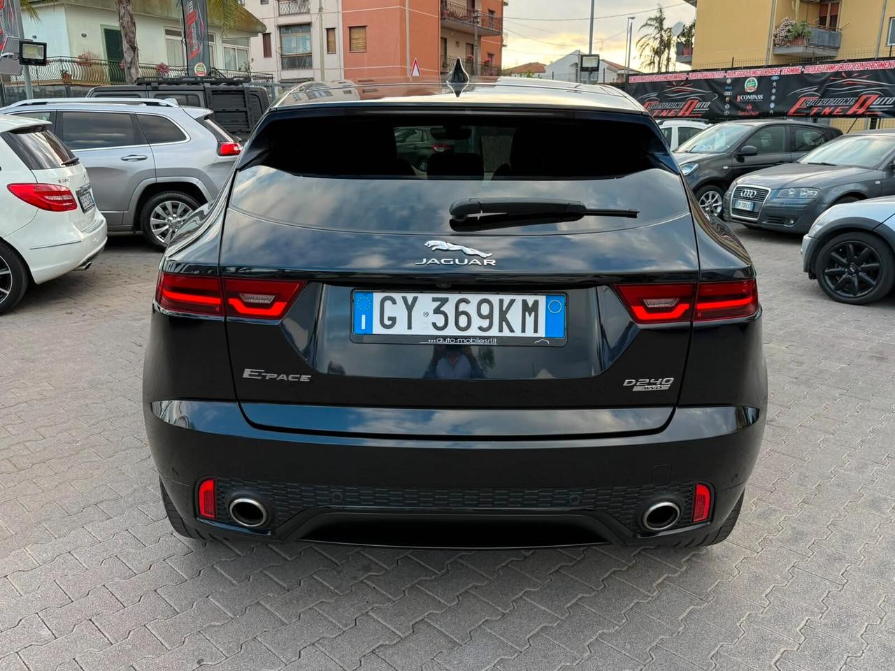 Jaguar E-Pace 240 CV R-Dynamic SE STRAFULL- 2019