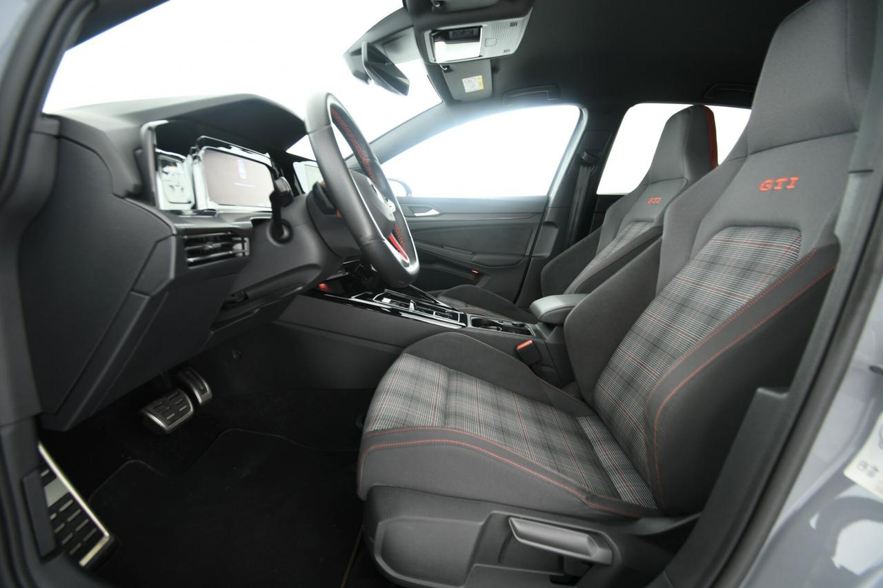 Volkswagen Golf GTI 2.0 TSI DSG