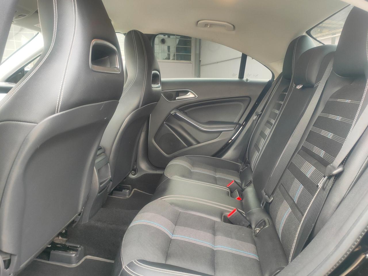 Mercedes-benz CLA 200 d 4Matic Automatic Sport neopatentati