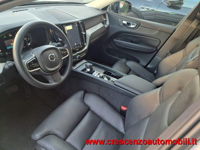 VOLVO XC60 B4 Diesel ibrida Plus Dark - AZIENDALE