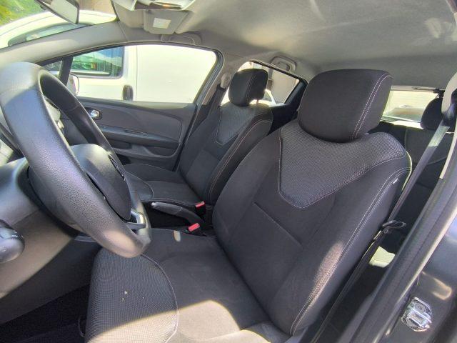 RENAULT Clio TCe 12V 75 CV 5 porte Business NEO PATENTATO