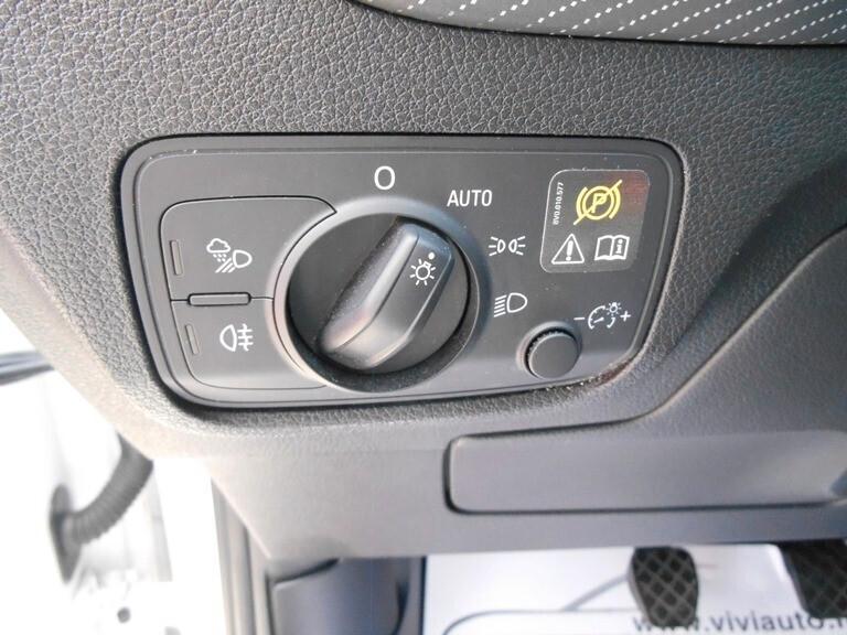 Audi Q2 1.6 TDI Business X NEOPATENTATI
