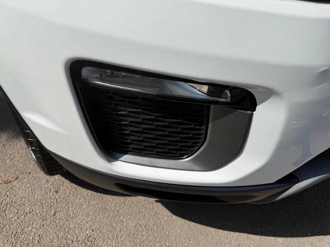 Land Rover Range Evoque 2.0 eD4 5p. Business Edition Premium Pure